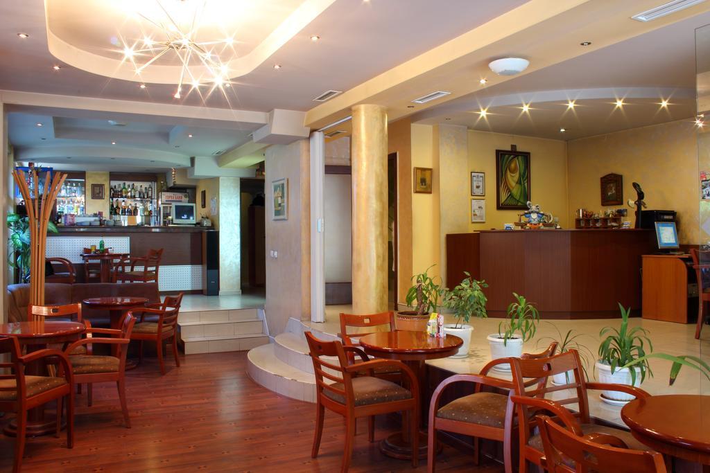 Fenix Family Hotel Blagoevgrad Exterior foto